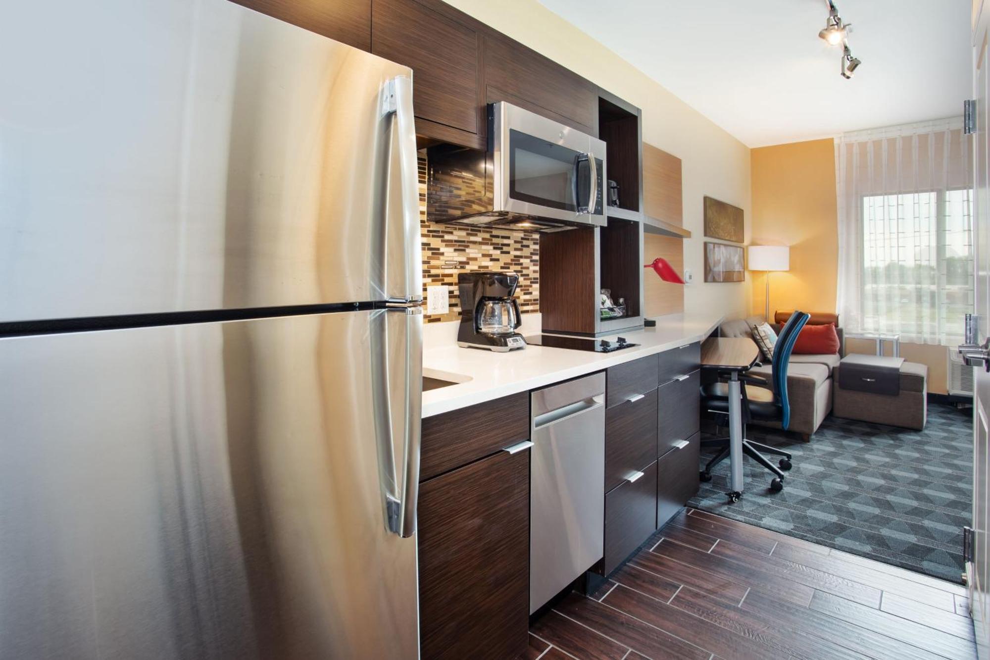 Towneplace Suites By Marriott Detroit Belleville Esterno foto