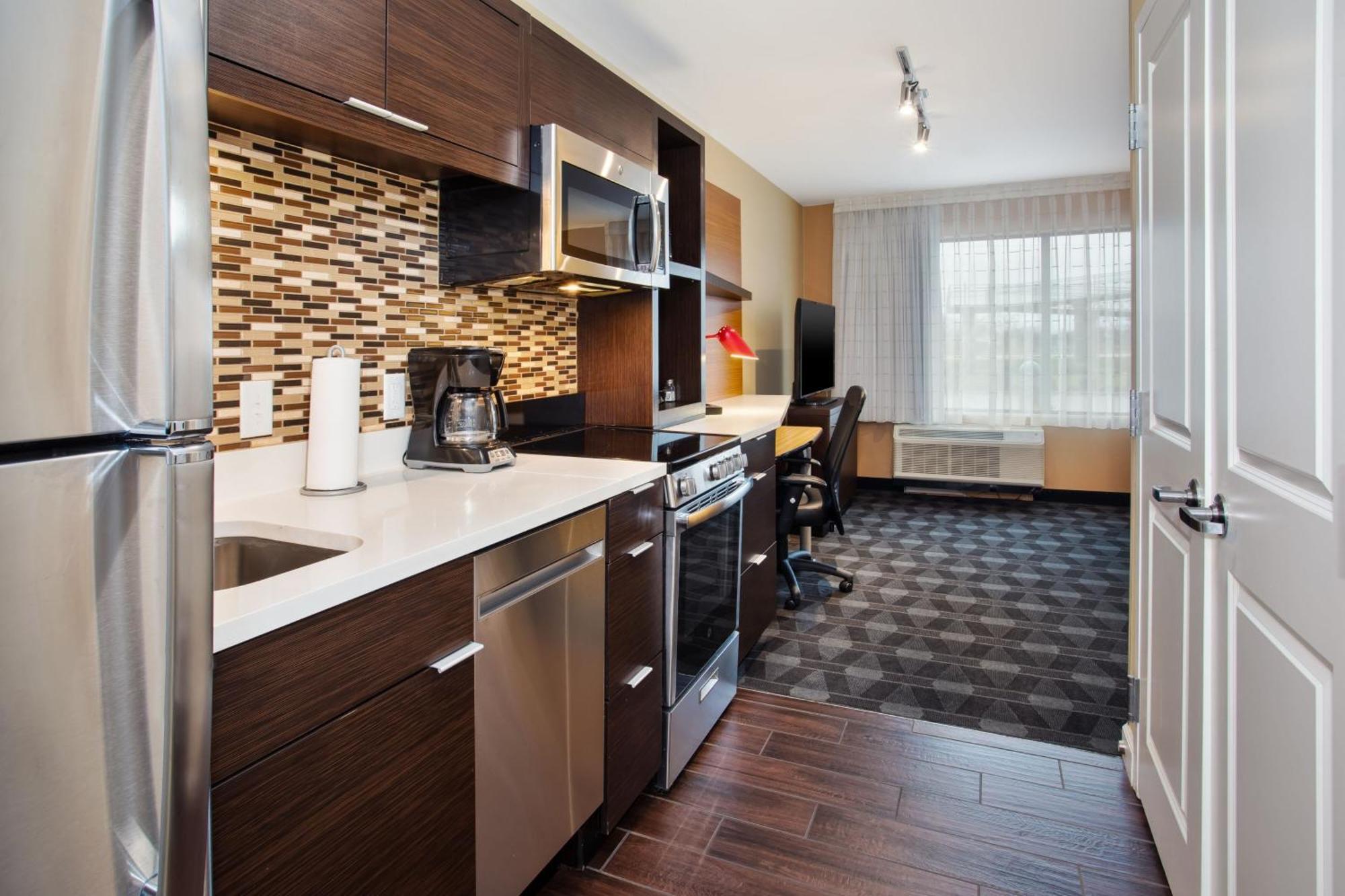 Towneplace Suites By Marriott Detroit Belleville Esterno foto