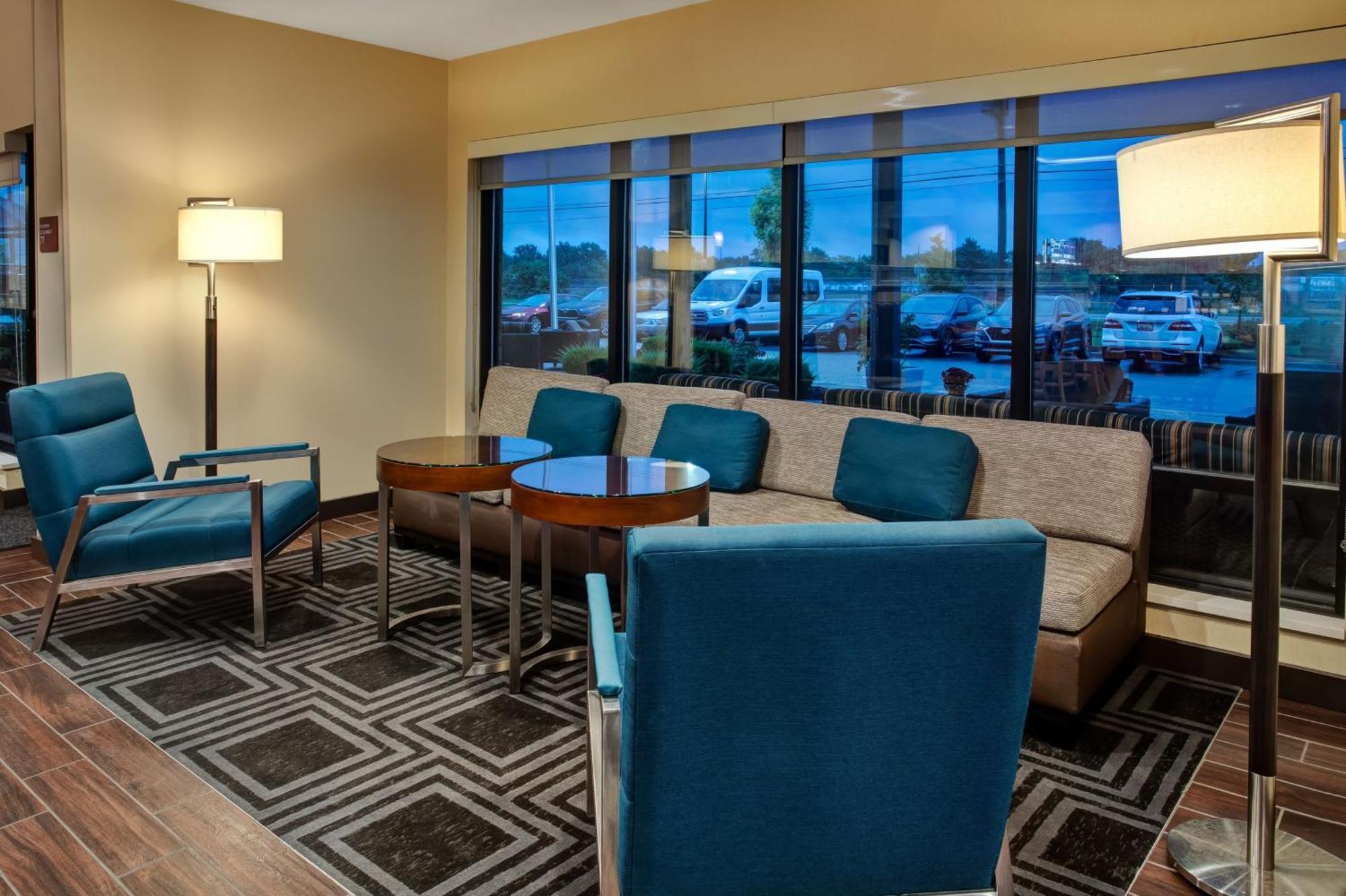 Towneplace Suites By Marriott Detroit Belleville Esterno foto