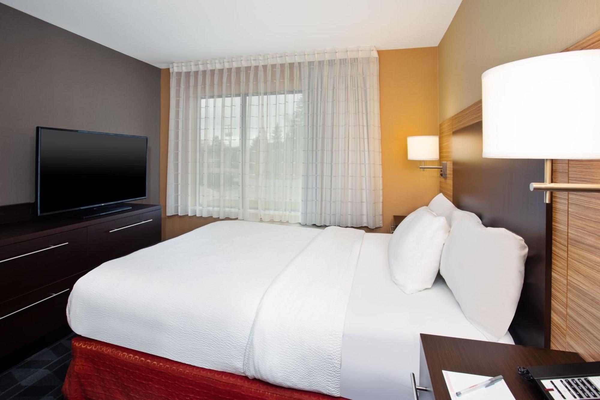 Towneplace Suites By Marriott Detroit Belleville Esterno foto