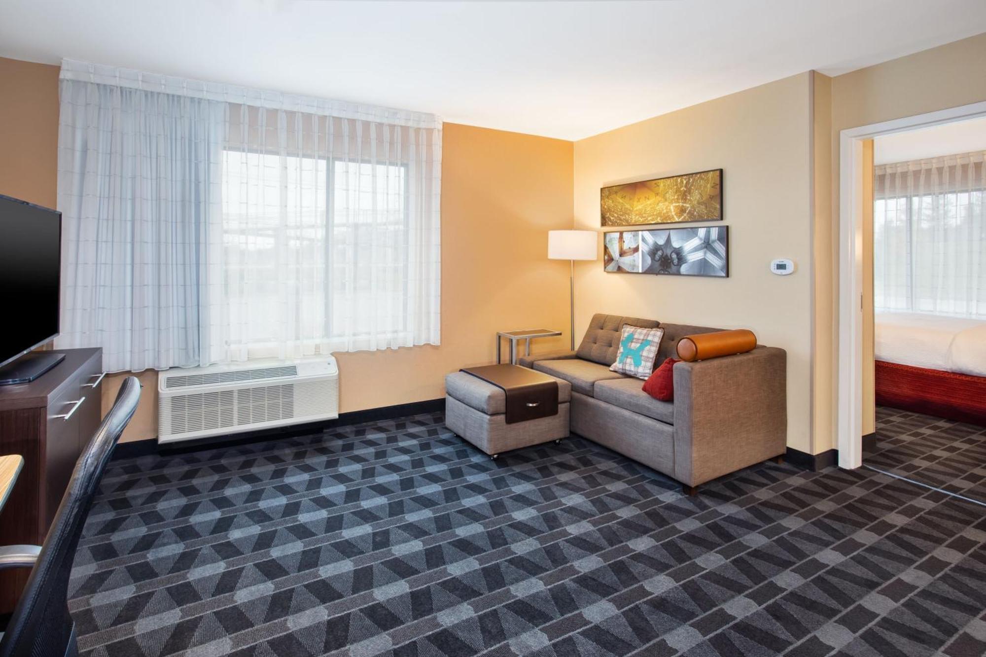 Towneplace Suites By Marriott Detroit Belleville Esterno foto