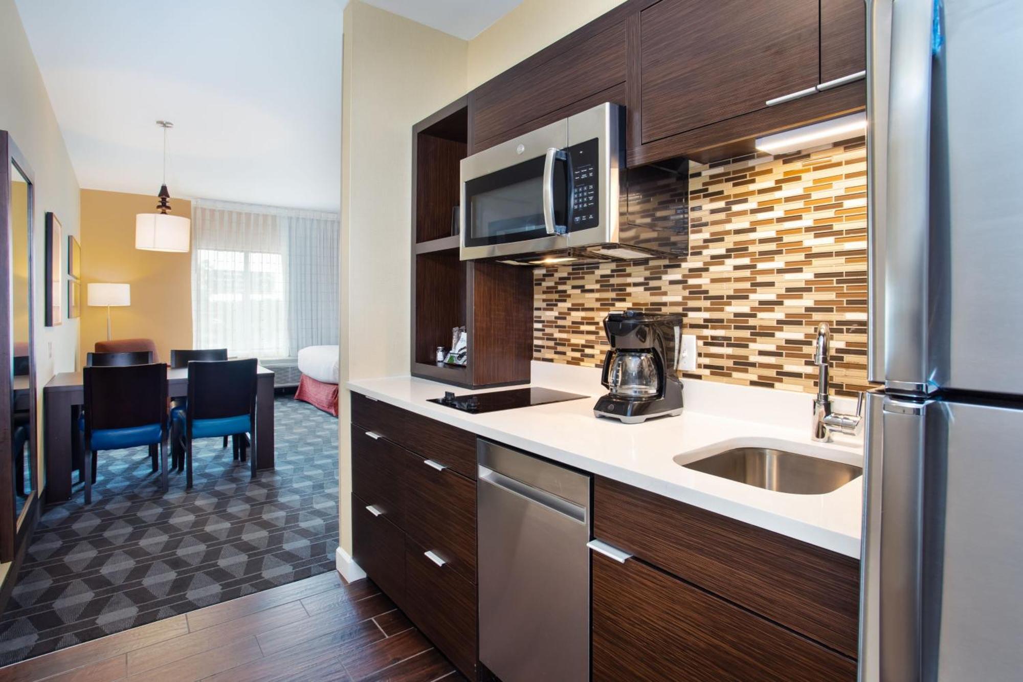 Towneplace Suites By Marriott Detroit Belleville Esterno foto